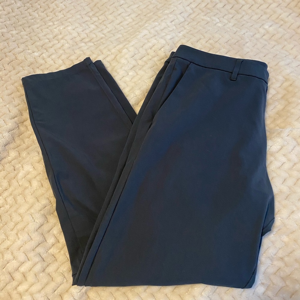 Lululemon Commission Pant size 34